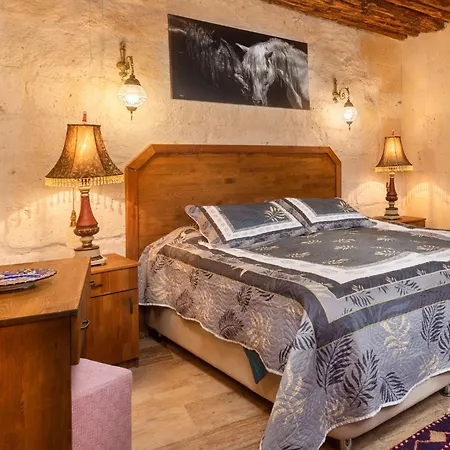 World Cave House - & Swimming Pool *