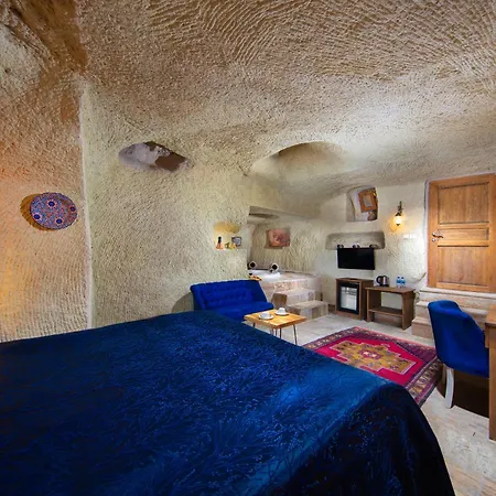 World Cave House - & Swimming Pool *