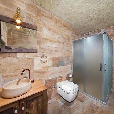 World Cave House - & Swimming Pool *