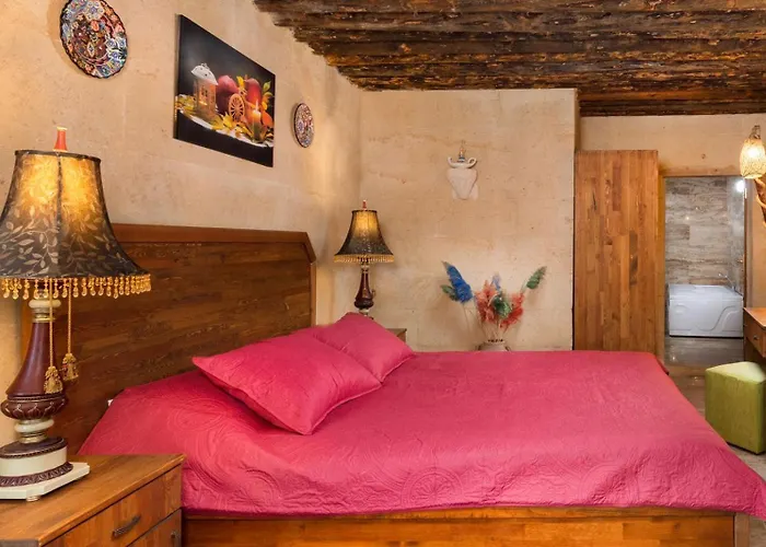 World Cave House - & Swimming Pool Hotel *