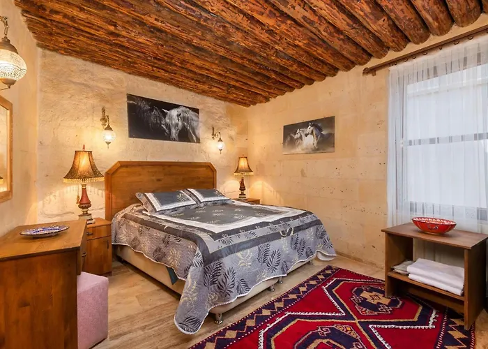 World Cave House - & Swimming Pool Hotel *