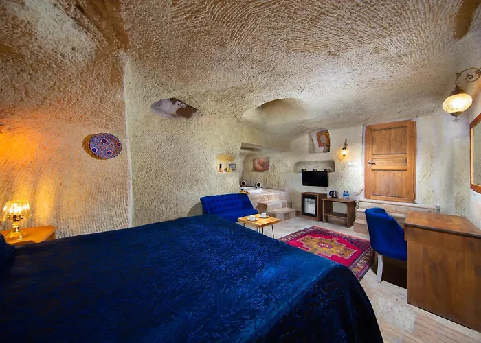 World Cave House - & Swimming Pool *