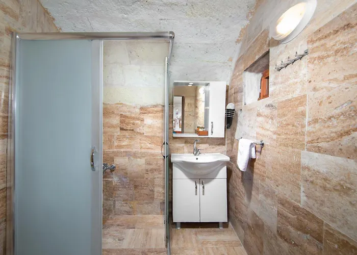 World Cave House - & Swimming Pool *